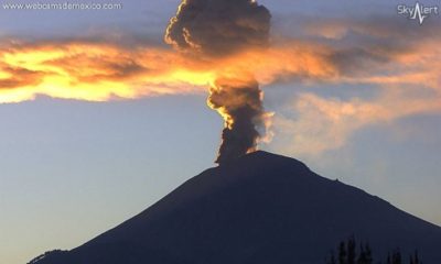 Popocatépetl registra explosión de dos mil metros de altura