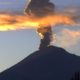 Popocatépetl registra explosión de dos mil metros de altura