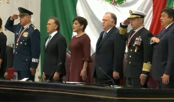 Ejército y Marina reciben Medalla Adolfo Ruiz Cortines