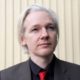 Reafirman orden de arresto contra Assange