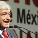 Andrés Manuel Lopez Obrador, asistió a registrarse como candidato a presidente de la república por parte de Movimiento de Regeneración Nacional en un hotel del centro de la Ciudad de México. FOTO: SAÚL LÓPEZ /CUARTOSCURO.COM