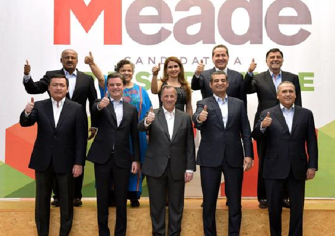 Presenta Meade a integrantes de su equipo de campaña. Foto: Especial
