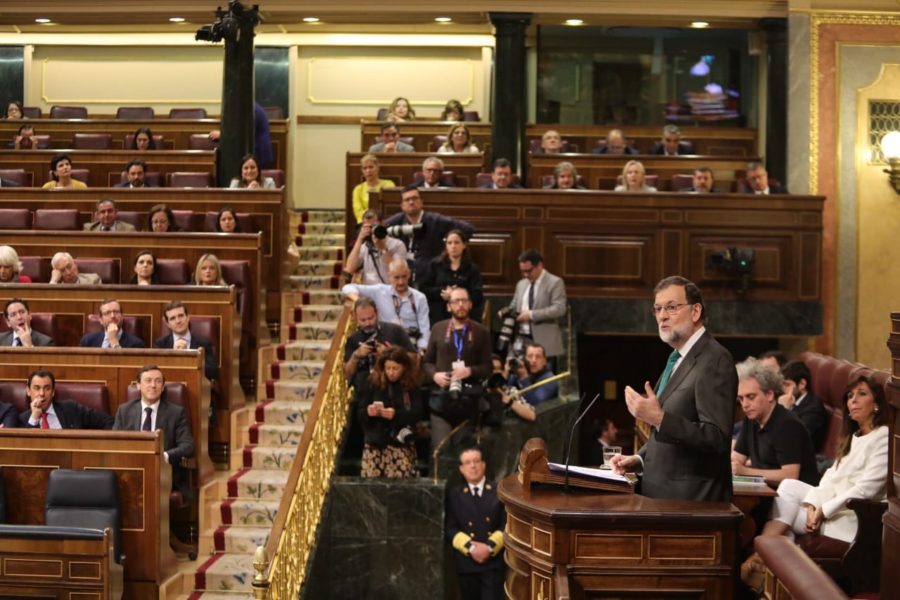 Rajoy a un paso de irse