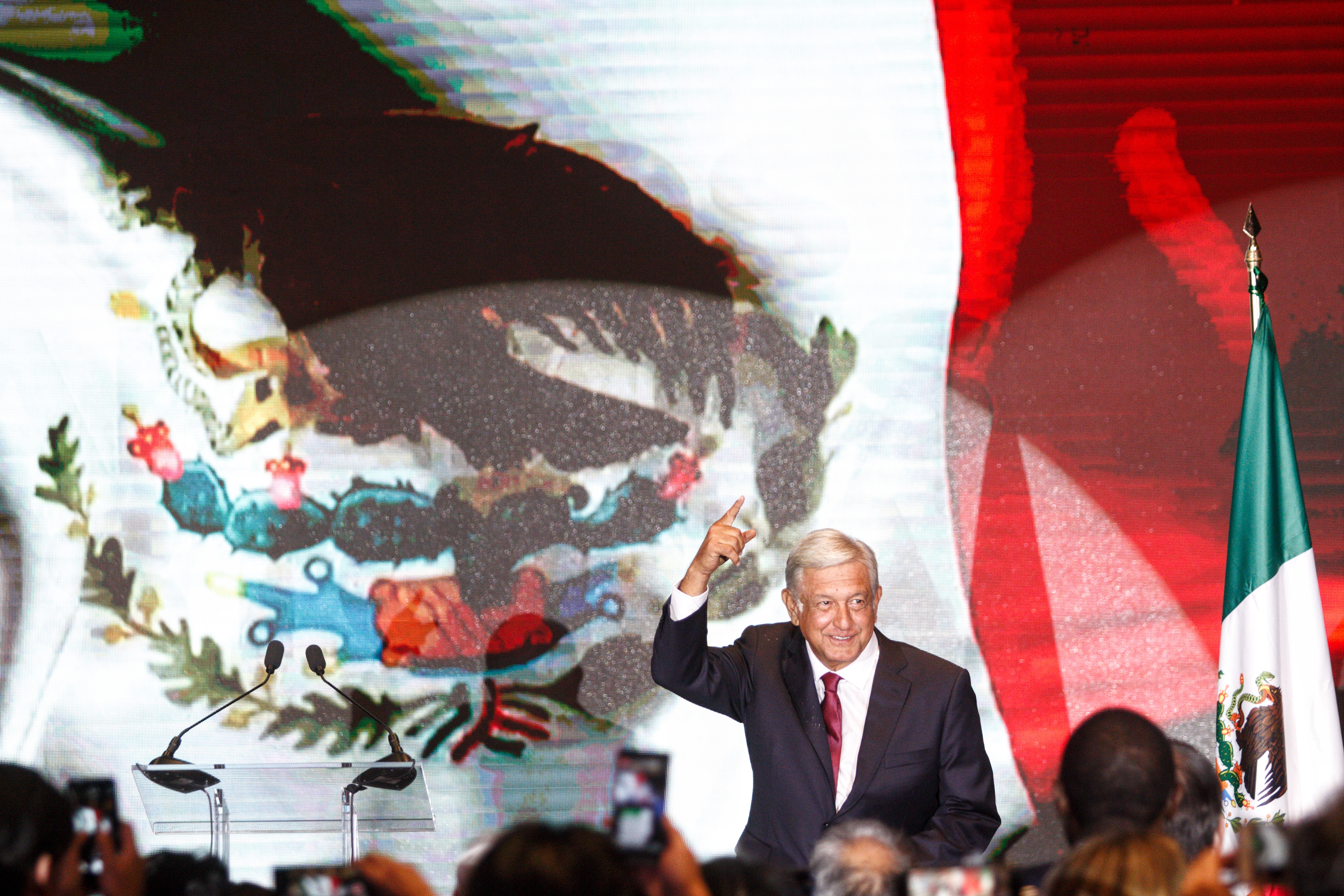 CIUDAD DE MÉXICO, 01JULIO2018.- Andrés Manuel López Obrador, virtual ganador de la elección presidencial, ofreció un mensaje a medios de comunicación en un hotel en la zona centro de la ciudad. FOTO: ISAAC ESQUIVEL /CUARTOSCURO.COM