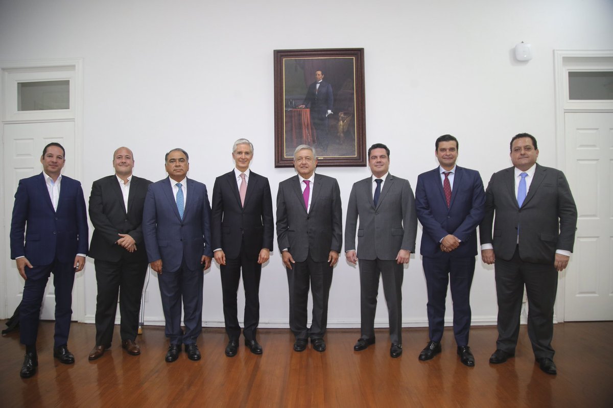 Andres Manuel Lopez Obrador se reunió con los gobernadores de Edomex, Guerrero, Jalisco, Nayarit, BCS y Querétaro