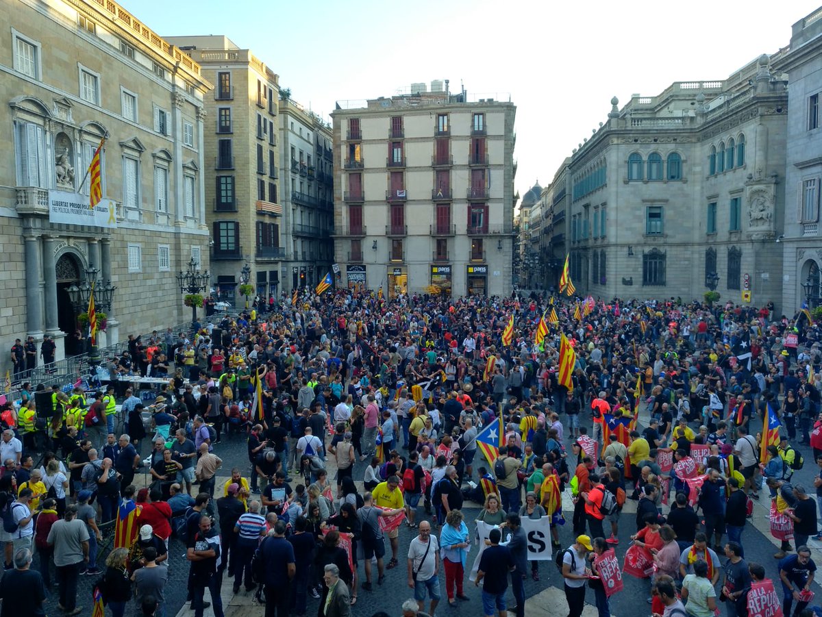 independentistas cataluña policias barcelona
