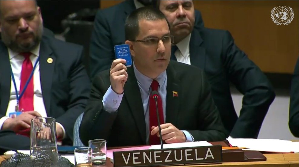El canciller venezolano demandó que se respete la autodeterminación de los pueblos y reclamó la intervención de países europeos en sus asuntos