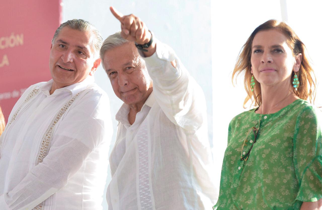 AMLO, Andrés Manuel, López Obrador, Beatriz Gutiérrez Müller,