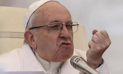 Papa justifica rechazo a que fieles besen su anillo episcopal