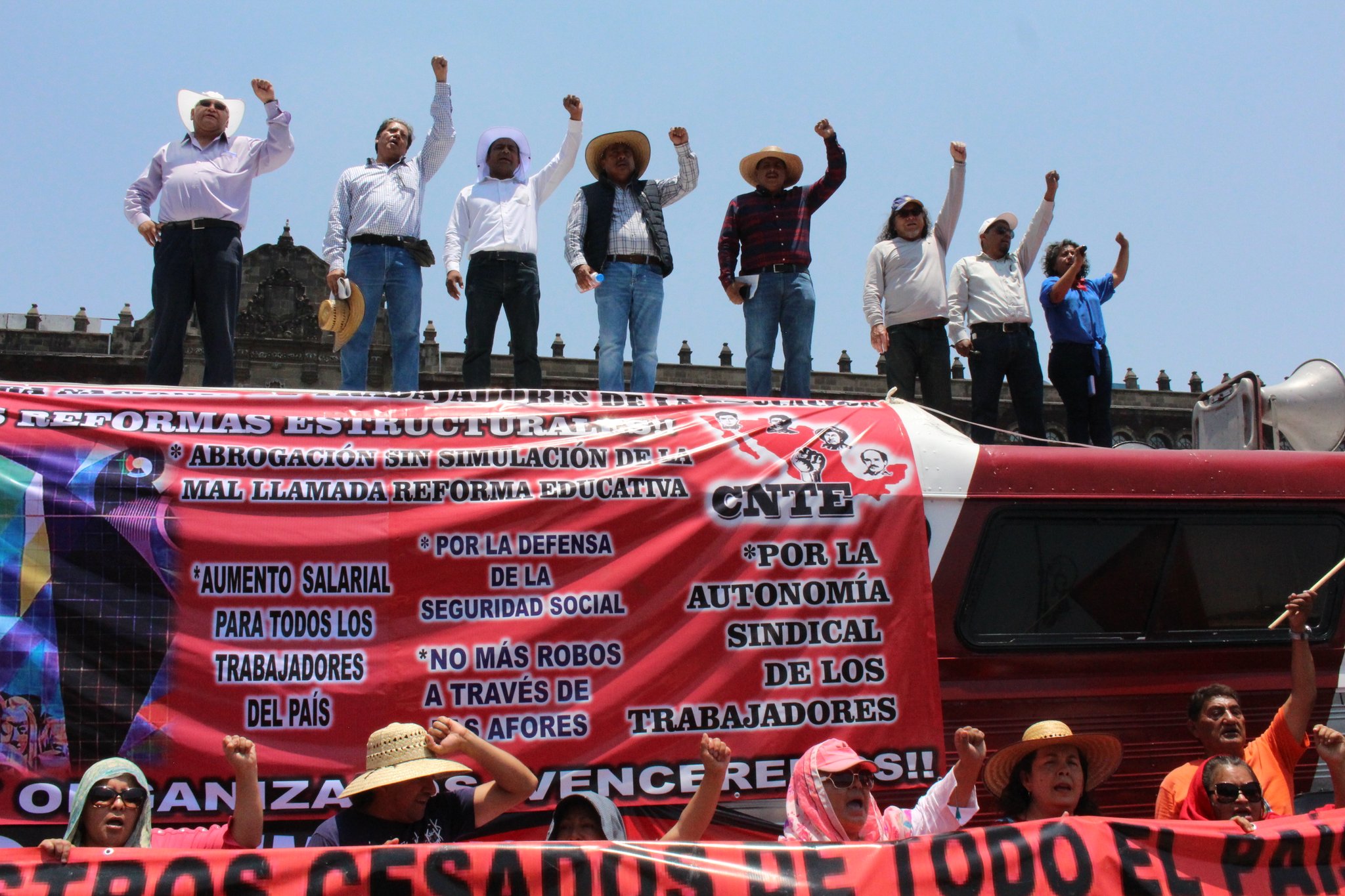 CNTE-Chiapas amaga con irse a paro indefinido