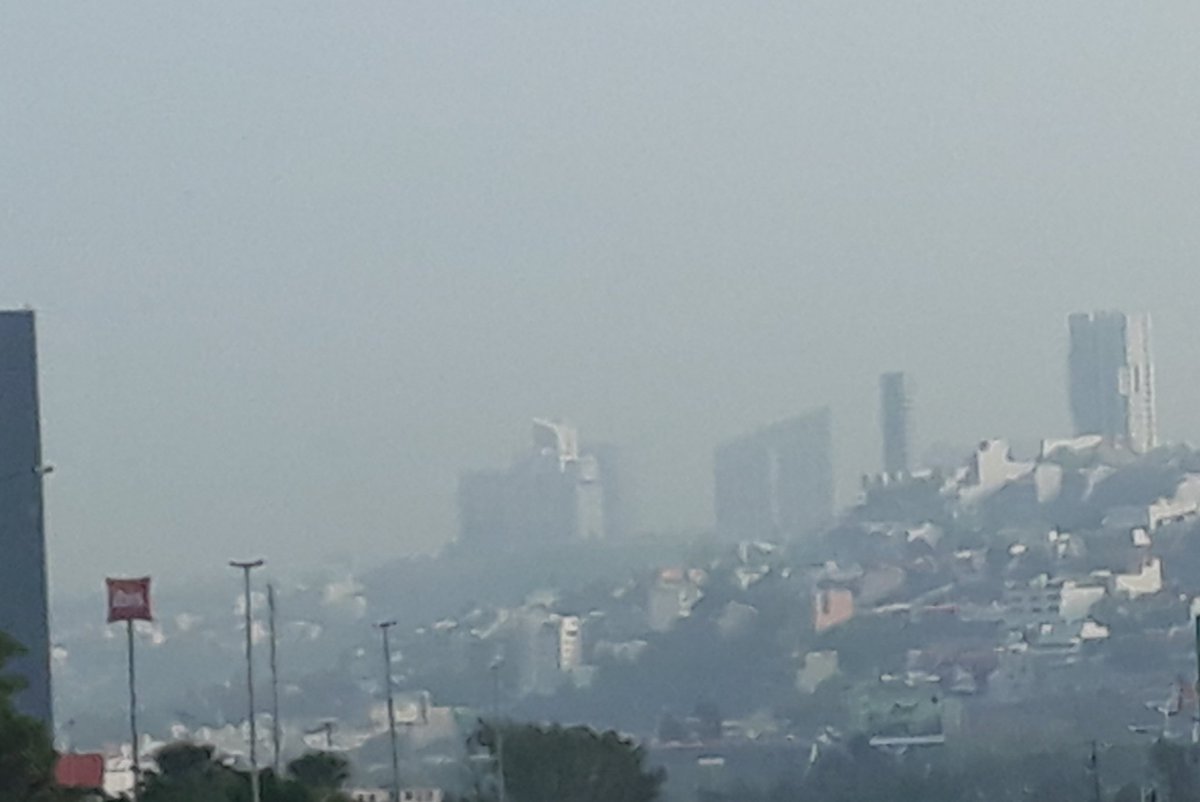 Querétaro también comenzó a aplicar un protocolo por su calidad del aire. Ayer por la noche, la Secretaría de Desarrollo Sustentable de Querétaro anunció una serie de medidasQuerétaro también comenzó a aplicar un protocolo por su calidad del aire. Ayer por la noche, la Secretaría de Desarrollo Sustentable de Querétaro anunció una serie de medidas