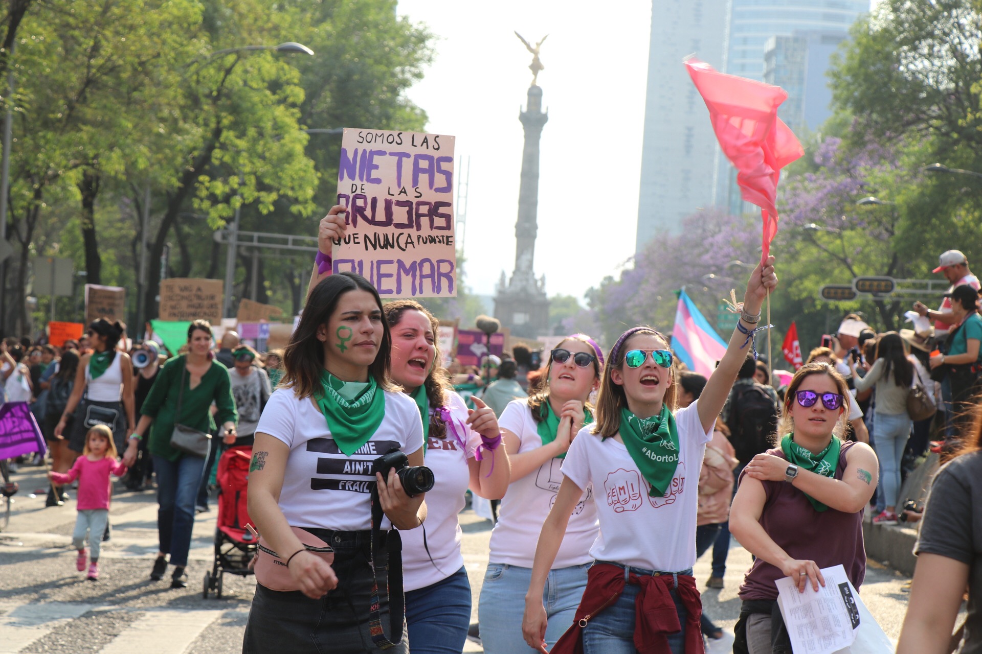 Marcha, Feminista, Mujeres, Manifestación, Policías, Seguridad, Resguardo, CDMX, Ángel, Independencia, Zócalo,