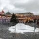 Usan nieve falsa para decorar calles en Moscú