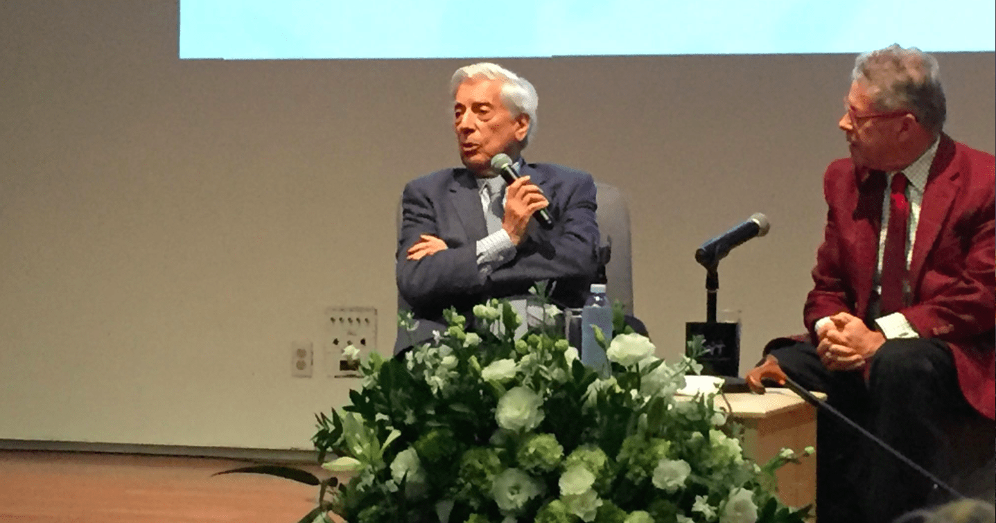 Vargas Llosa responde a Gutiérrez Müller; rechaza ser 'panfletario'