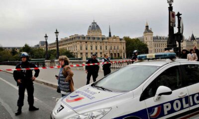 Abaten a atacante en París que apuñaló a tres; uno murió