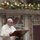 Papa insta a Irán y Estados Unidos a buscar el diálogo