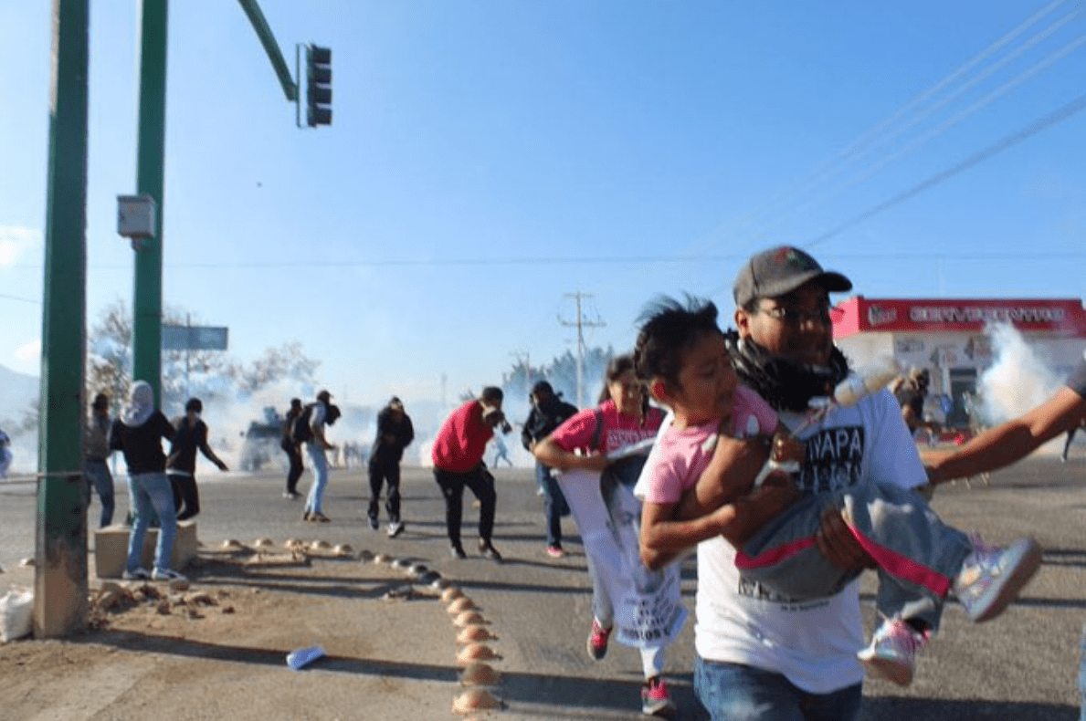 CIDH demanda esclarecimiento de represión a padres de los 43 de Ayotzinapa