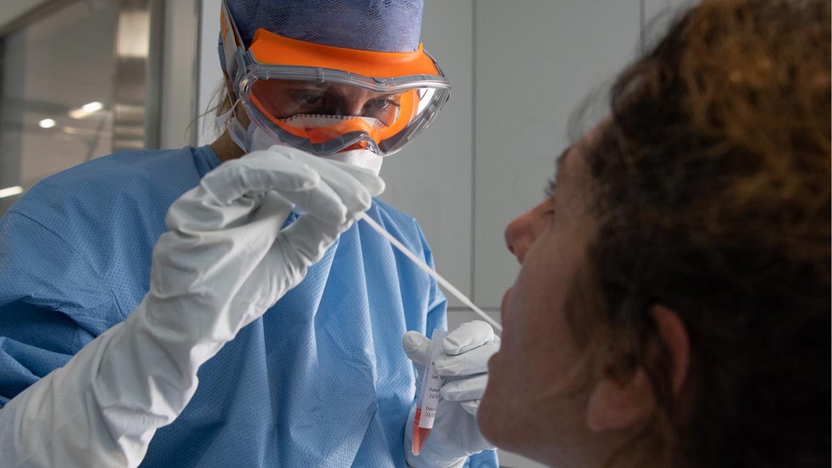 Confirman cinco casos por coronavirus en México