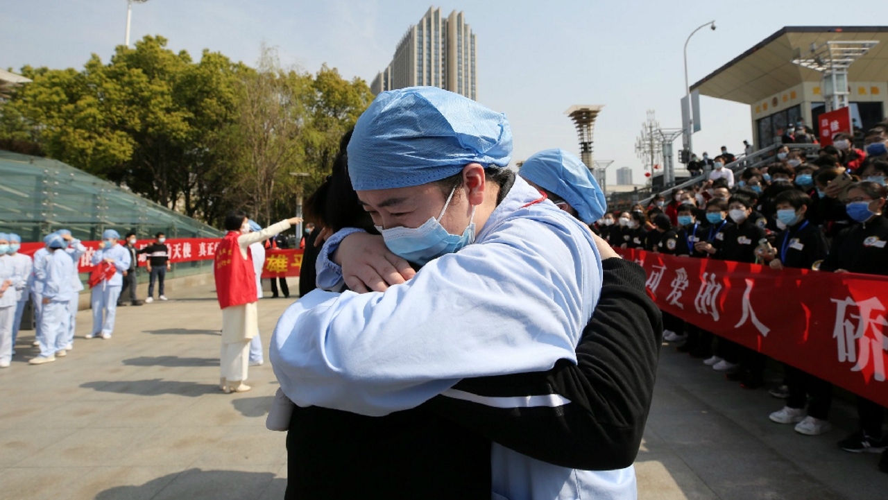 Anuncia China que levantará cuarentena en Wuhan