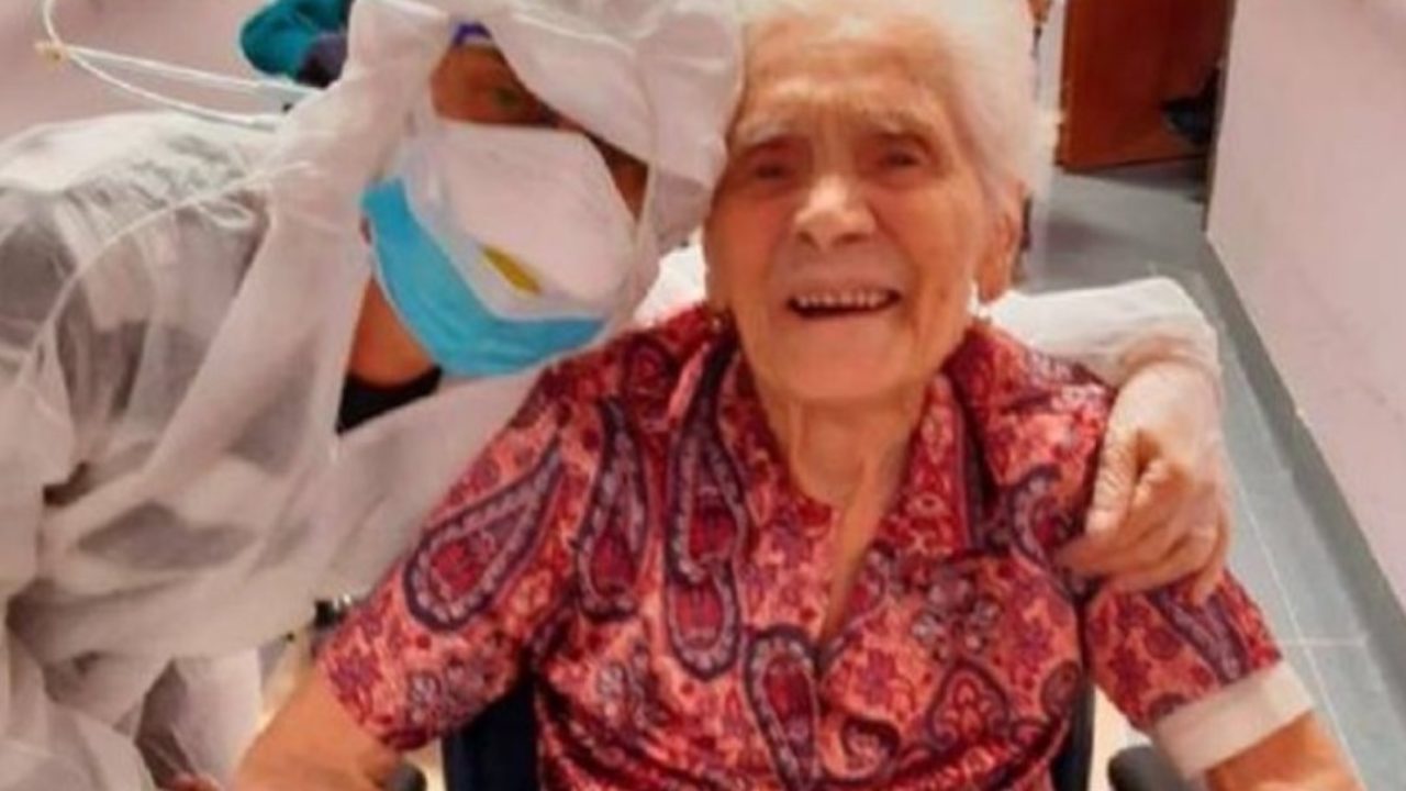 Mujer holandesa de 107 años vence el coronavirus