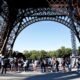 Torre Eiffel reabre sus puertas tras 104 días de suspender actividades