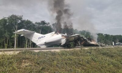 Avioneta se incendia en carretera de Quintana Roo