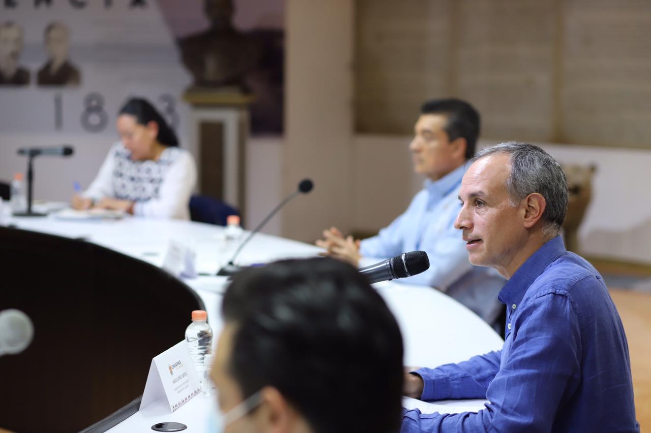 López-Gatell viaja a Chiapas; ciudadanos reclaman que visite hospitales