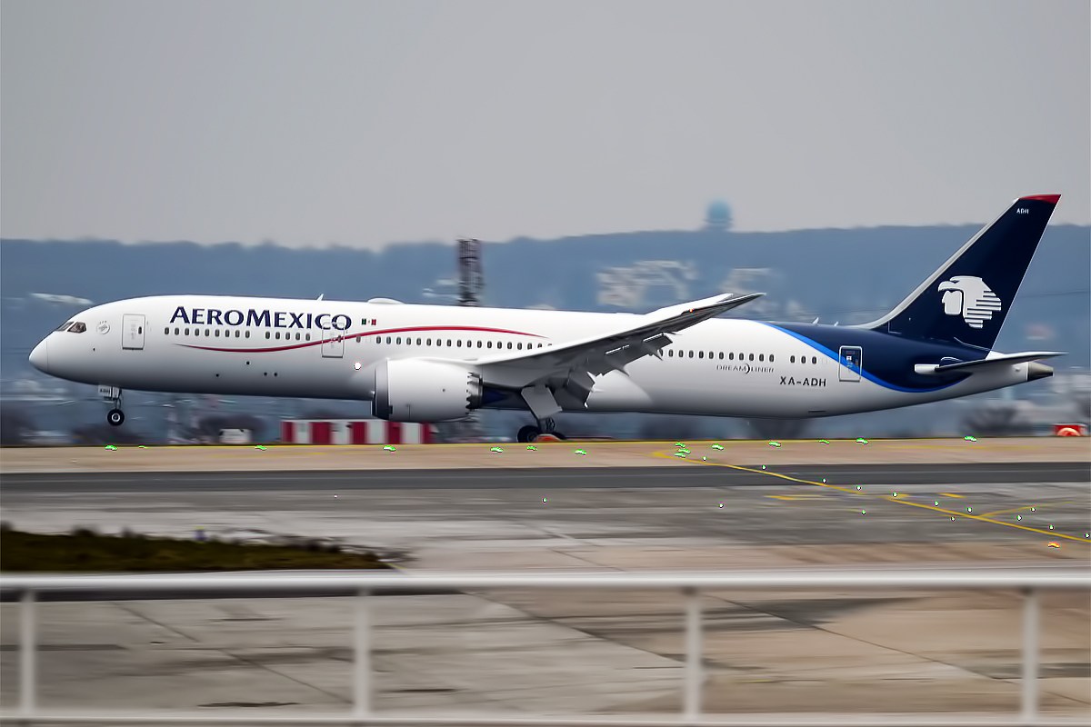 Aeroméxico considera renegocioar contratos de su flota de aviones con SkyWorks