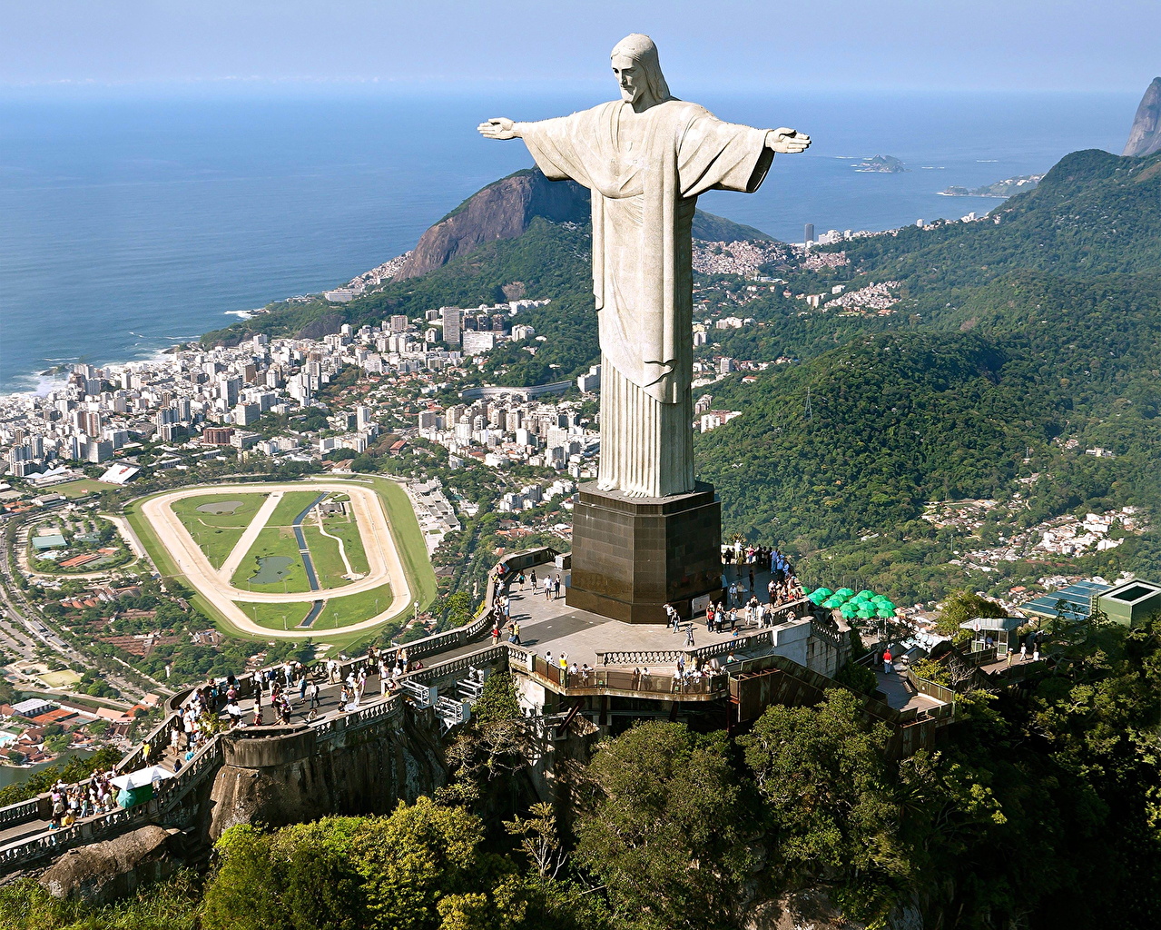 Brasil reactiva el turismo; reabren el Cristo Redentor de Río