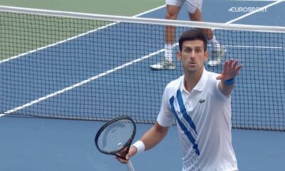 Djokovic descalificado del US Open por golpear a jueza de línea