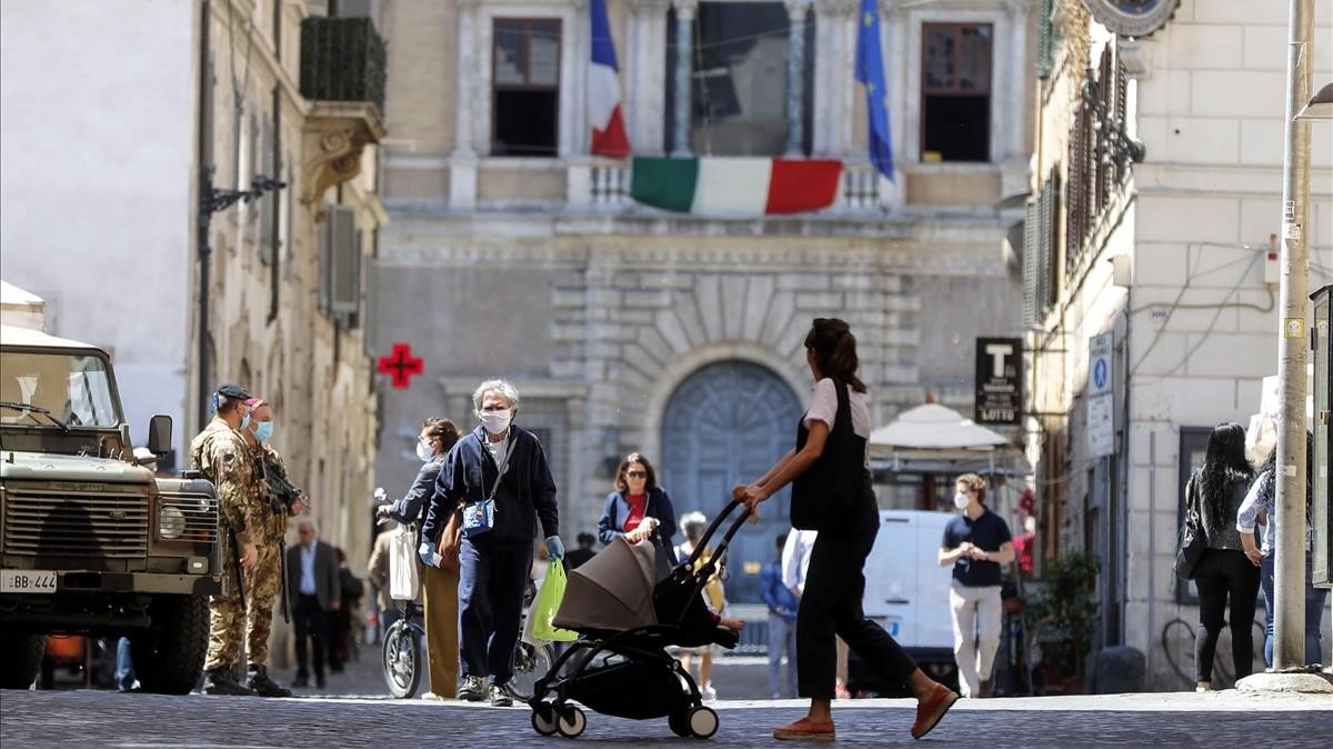 Italia podría aprobar nuevas medidas por aumento de contagios