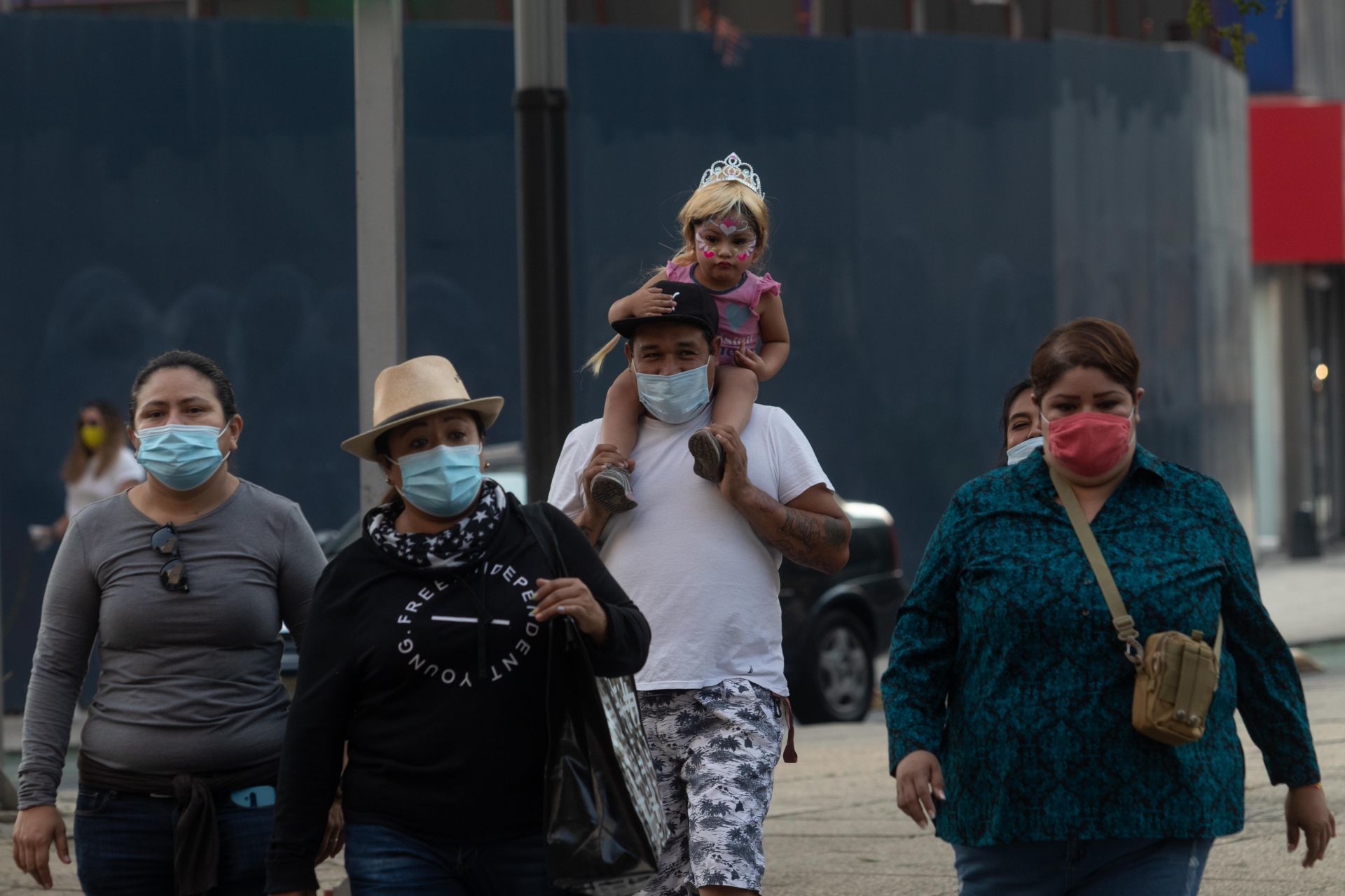 Defunciones en México superan 38% estimación para 2020: Salud