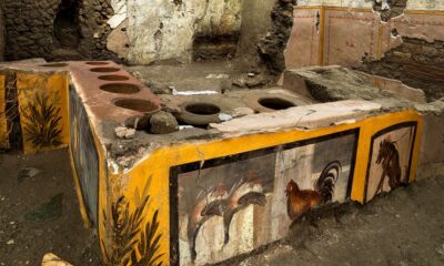 Arqueólogos hallan en Pompeya expendio de comida rápida de la antigua Roma
