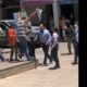 Video registra agresión de Aureoles a manifestante en Aguililla