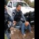 Someten por la fuerza policías a un adulto mayor en Puebla