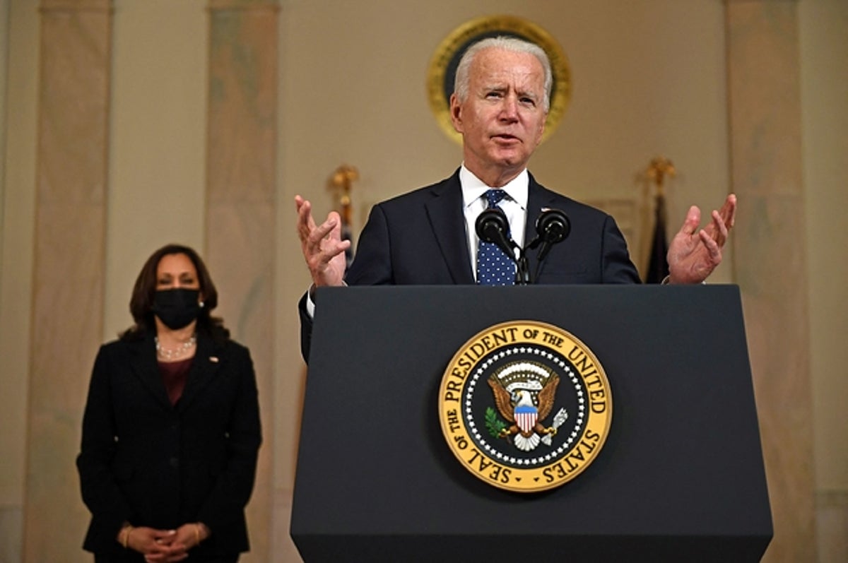 Ofrecen Biden y Harris mensaje tras veredicto del caso George Floyd