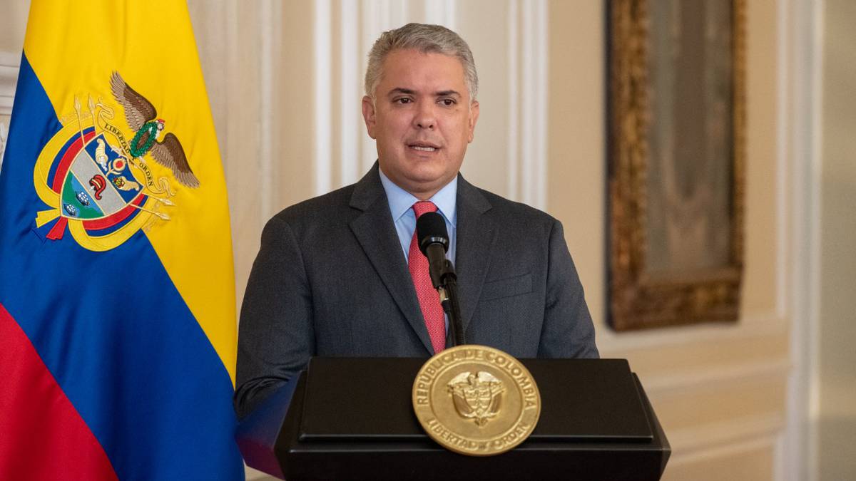 Retira presidente de Colombia reforma fiscal tras muertes en protestas