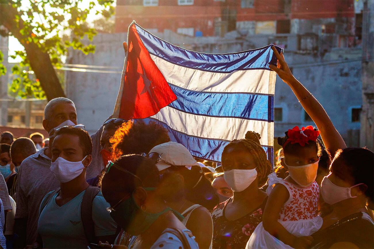 Líderes políticos, artistas y asociaciones piden a Biden finalizar bloqueo contra Cuba