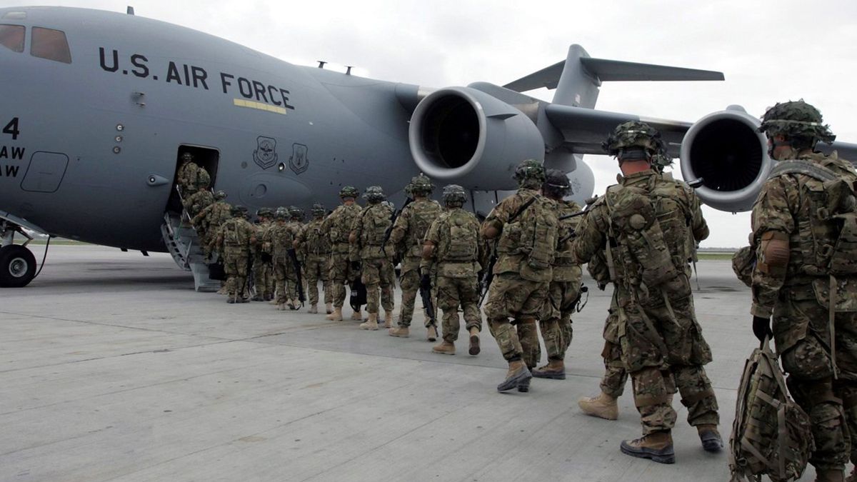 Completa EU retiro de fuerzas armadas de Afganistán
