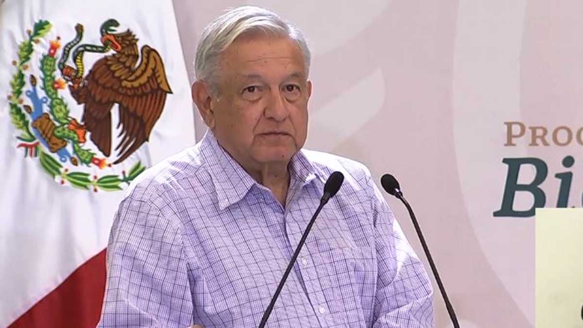 El presidente López Obrador reveló que prepara un programa de apoyo para personas con capacidades diferentes