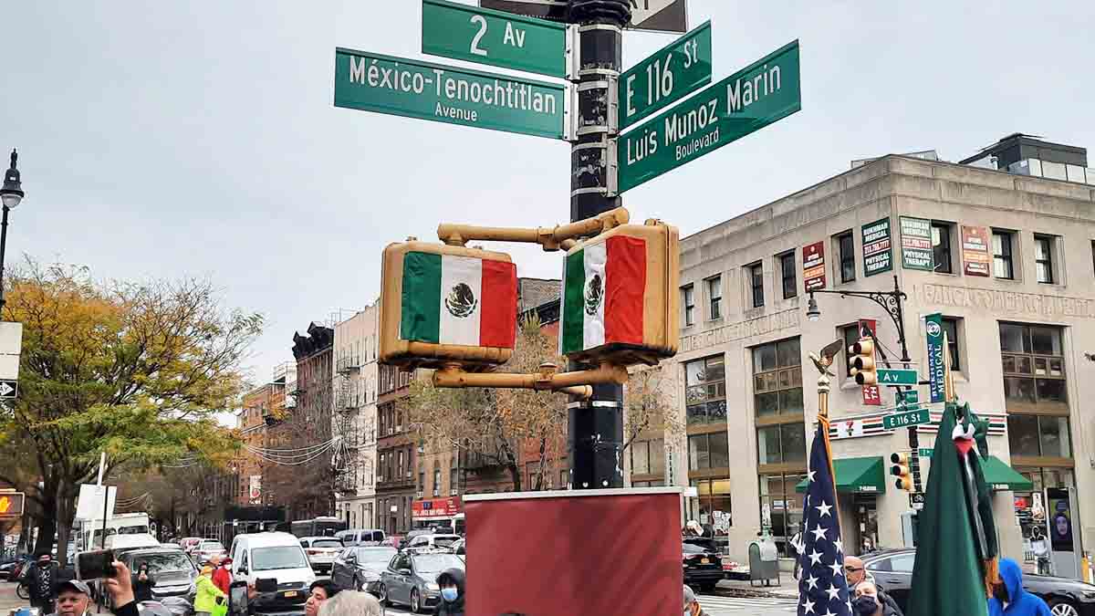 Renombran calle de Manhattan como México-Tenochtitlan