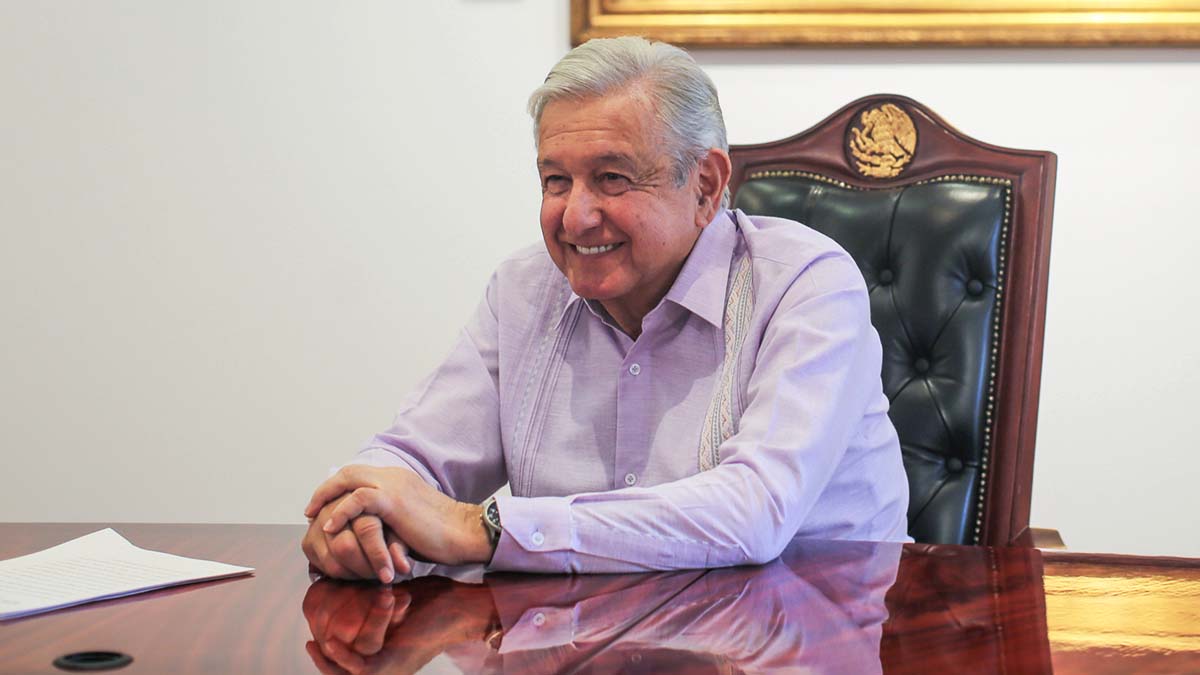 AMLO envía recuerda a su mentor político Carlos Pellicer Cámara en conmemoración de su 125 natalicio