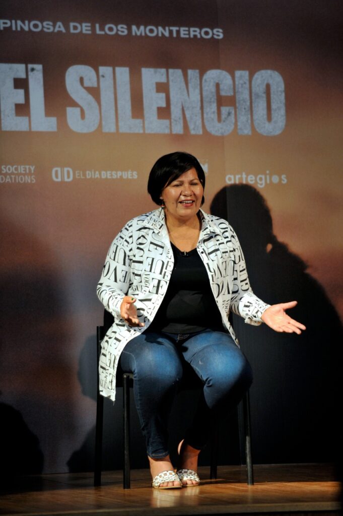 Mirna Medina fundó en 2014 Las Rastreadoras del Fuerte en Sinaloa, tras la desaparición de su hijo Roberto. Foto: Pedro González Castillo