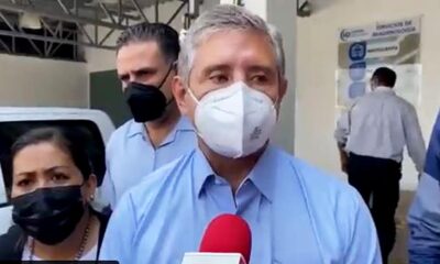 Alcalde de Cuernavaca atribuye colapso de puente a persona que brincó cuando pasaban