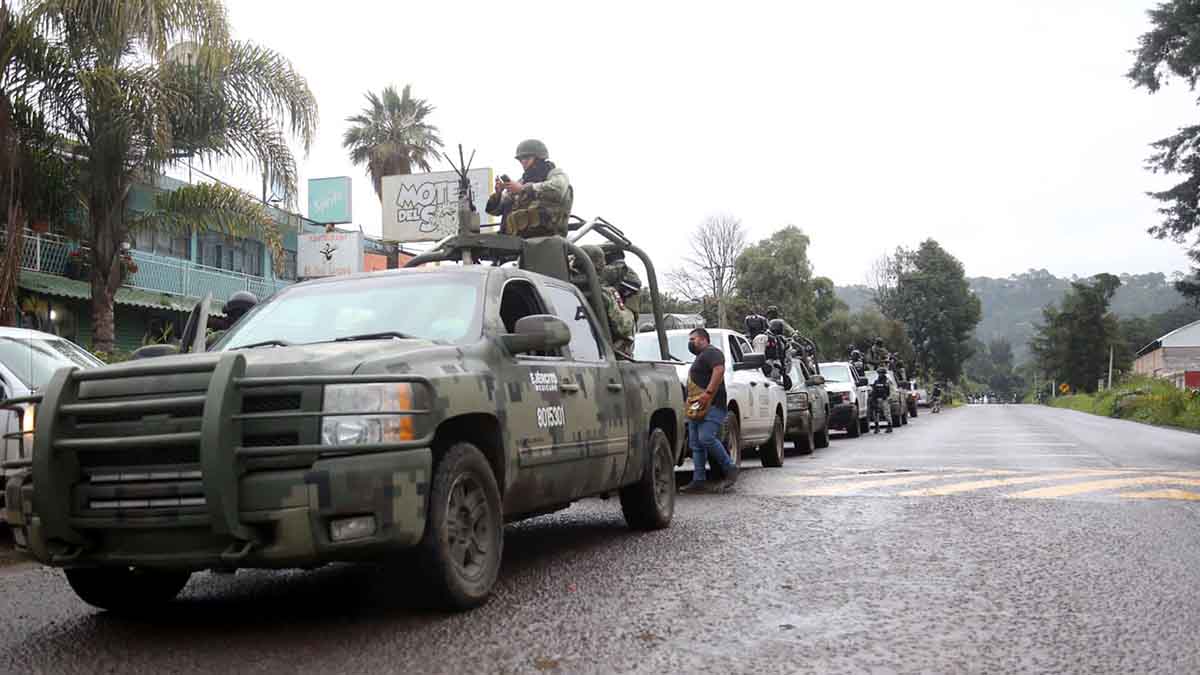 Liberan a elementos de la GN secuestrados en Michoacán tras la detención de 164 delincuentes