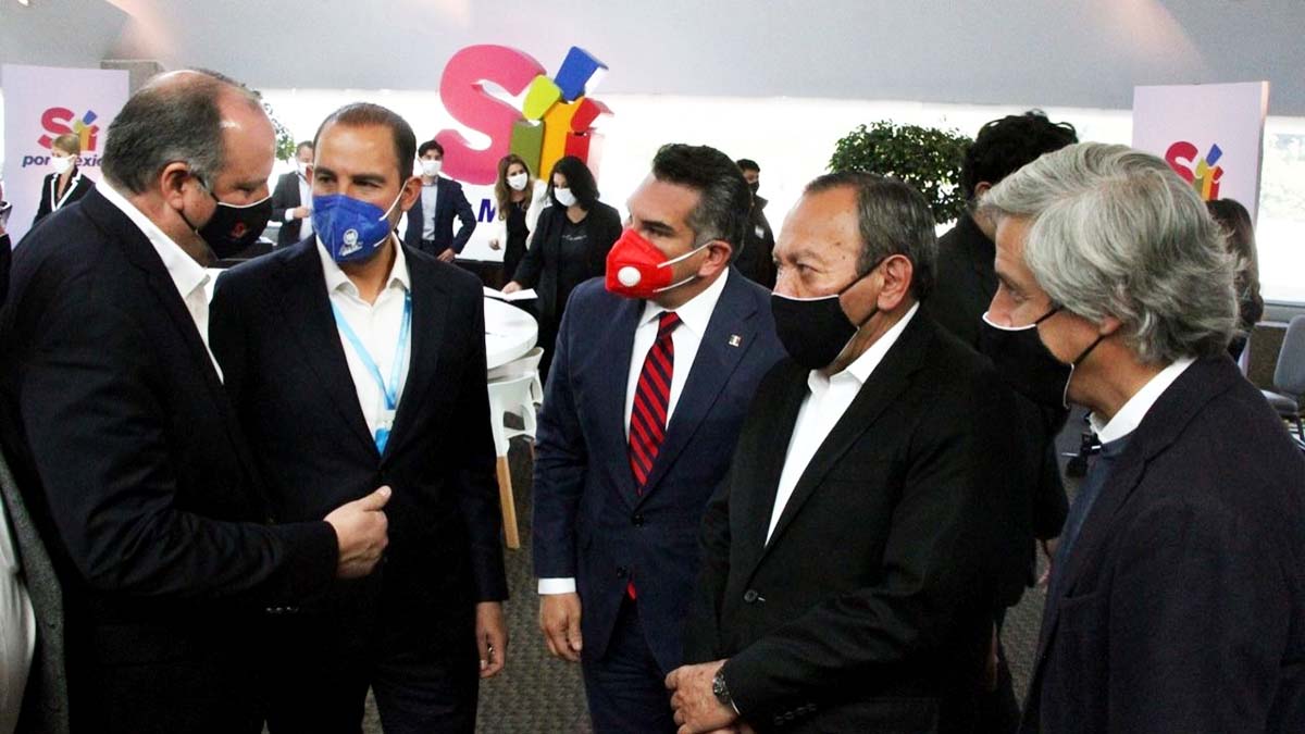 Llama Claudio X. González y Gustavo de Hoyos a 'Alito' Moreno a cumplir acuerdos