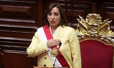 Dina Boluarte jura como nueva presidenta de Perú tras destitución de Pedro Castillo