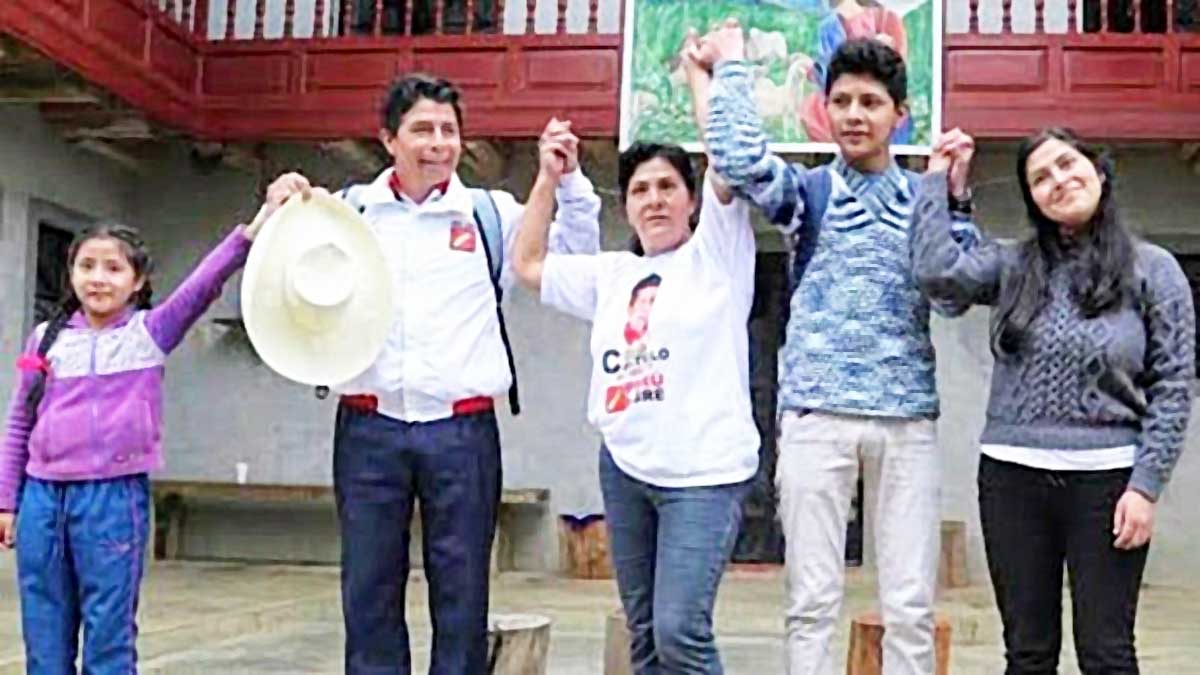 Perú otorga salvoconducto a familia de Pedro Castillo para que viajen a México