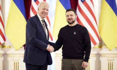 A un año de iniciada la guerra, Biden visita Kiev