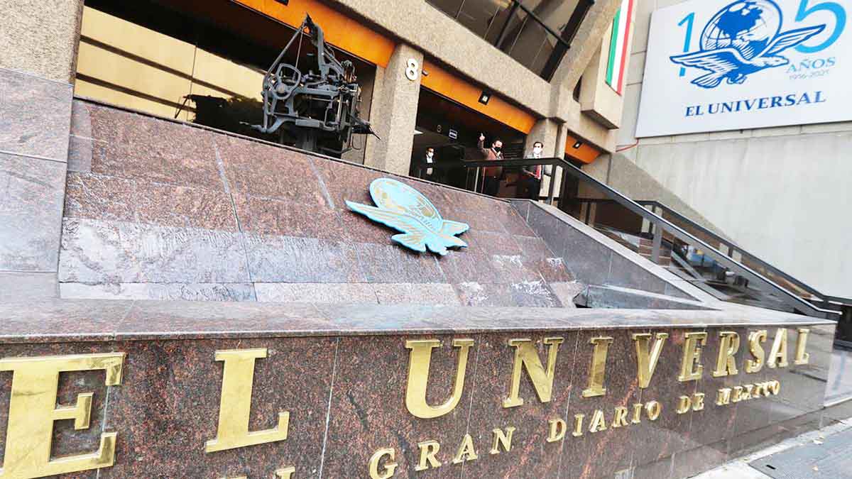 El Universal acusa falta de pruebas en respuesta a señalamientos de sobornos de García Luna